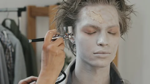 An image showing the airbrushing technique - a special FX makeup