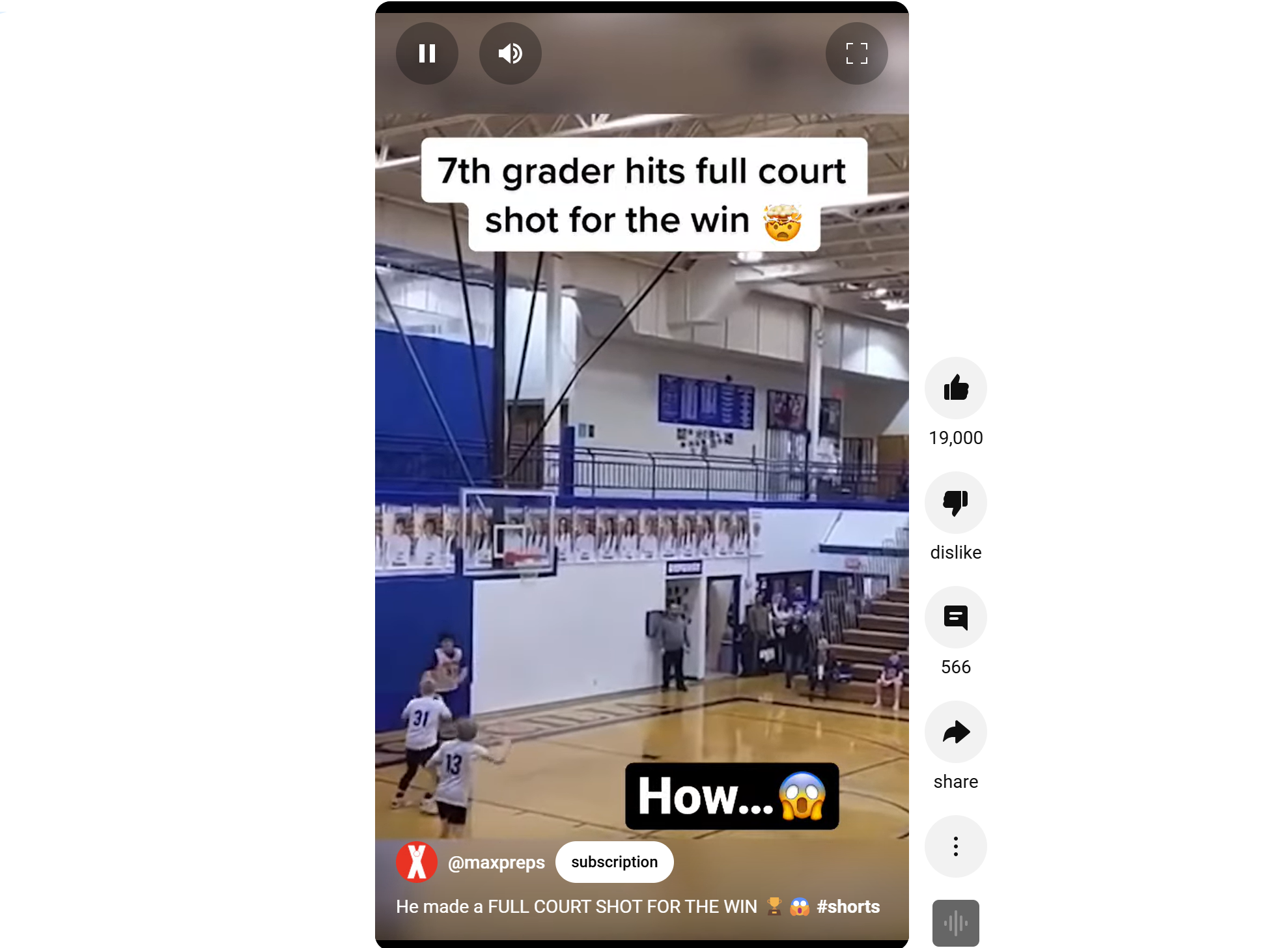 De mest populära shortsen på YouTube-bilden Last-Second Basketball Shot