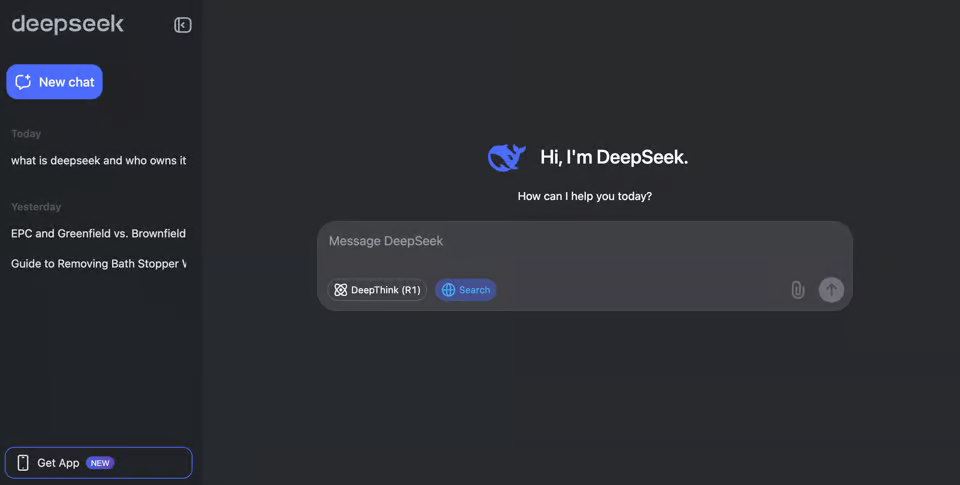 Интерфейс DeepSeek - замечательная модель ИИ