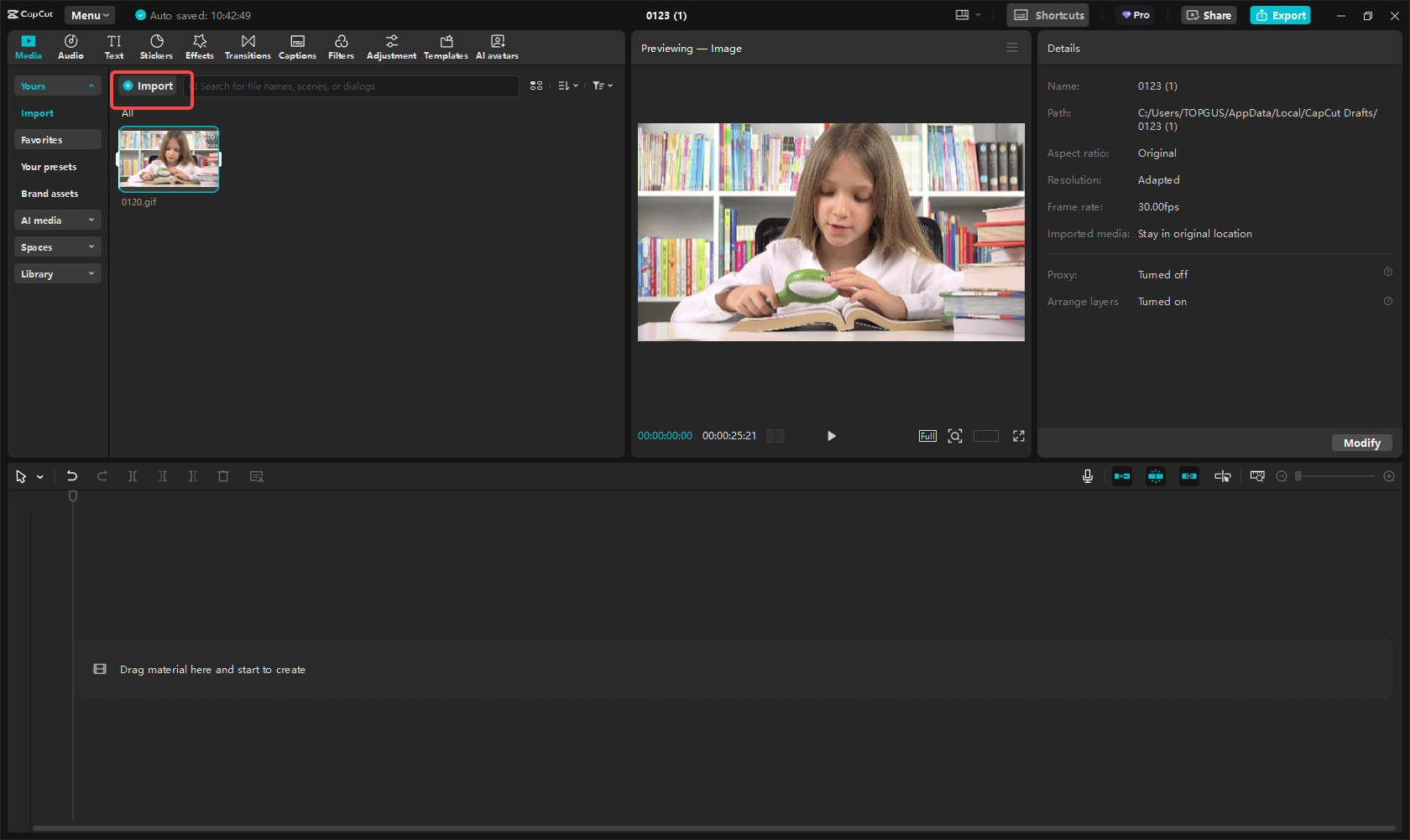 Importa la GIF in CapCut